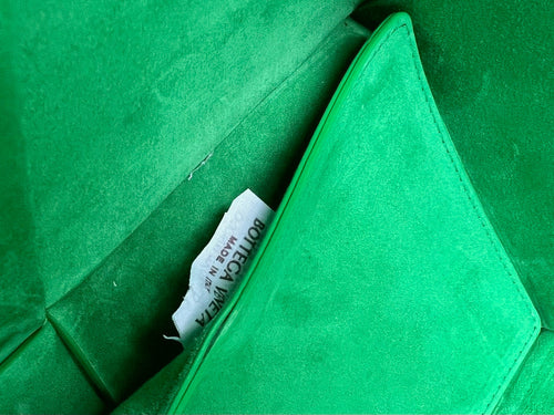 BOTTEGA VENETA ARCO TOTE 36 IN MANTIS GREEN CALFSKIN