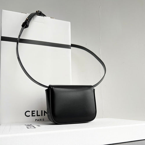 CELINE Triomphe 11 BLACK Shiny Calfskin Handbag