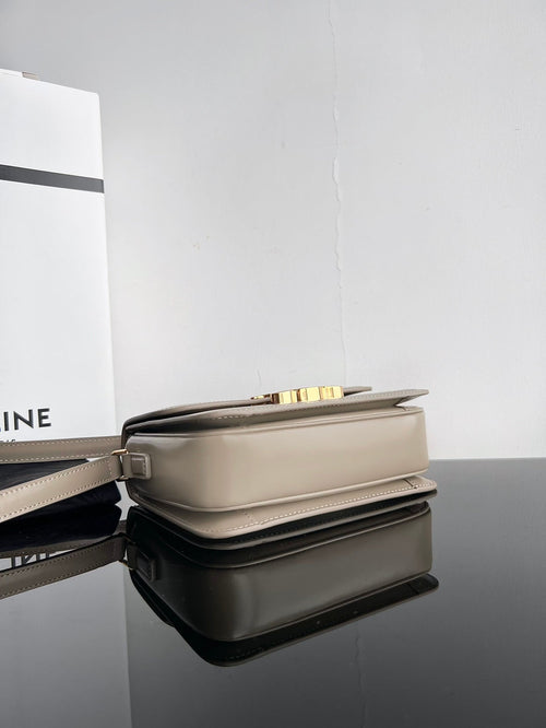 CELINE TRIOMPHE TEEN 22 PEBBLE GREY COWHIDE