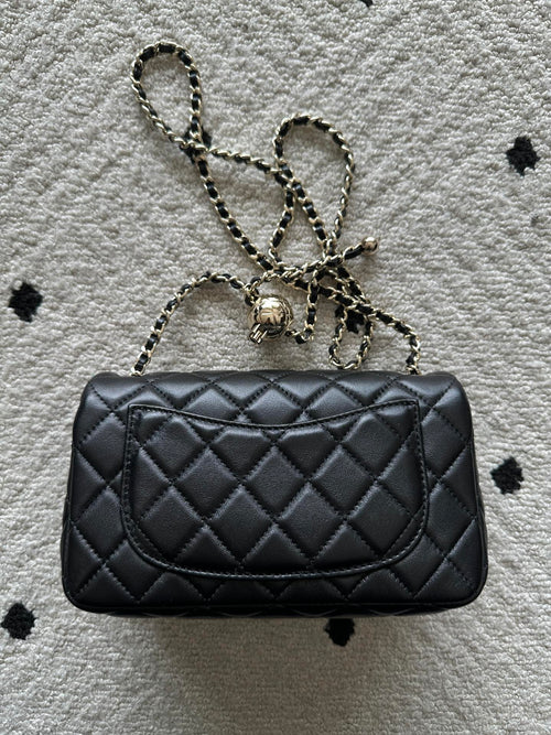 CHANEL 25S CLASSIC FLAP BAG MINI 20 IN BLACK LAMBSKIN WITH GOLD HARDWARE